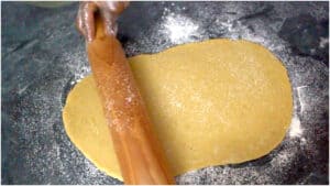 meat pie pastry rolled out