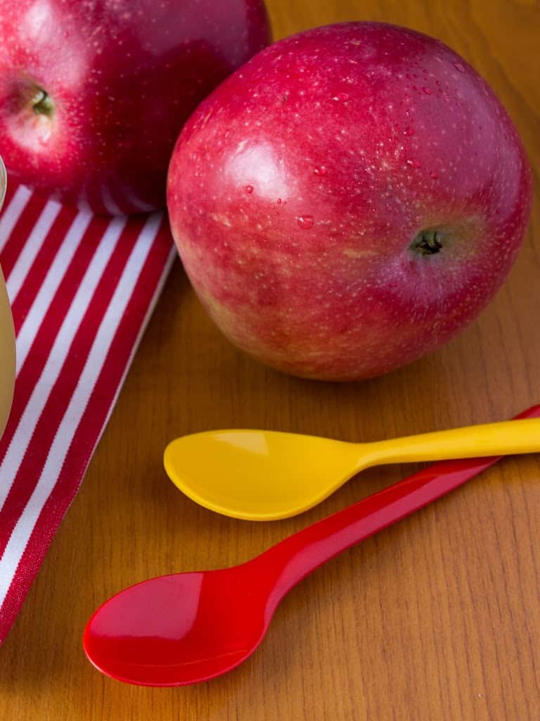 Apple Puree Baby Food Recipe Yummieliciouz