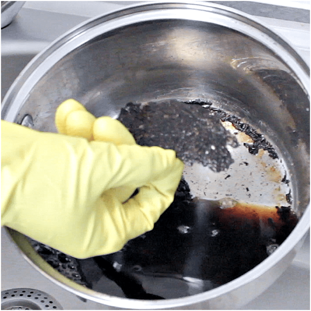 The Best Burnt Pot Cleaning Hack Yummieliciouz