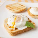 how to poach egg correctly