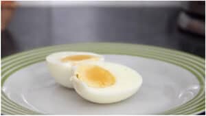 medium-boiled egg