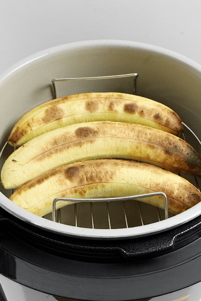 Air Fryer Roasted Plantains - Yummieliciouz